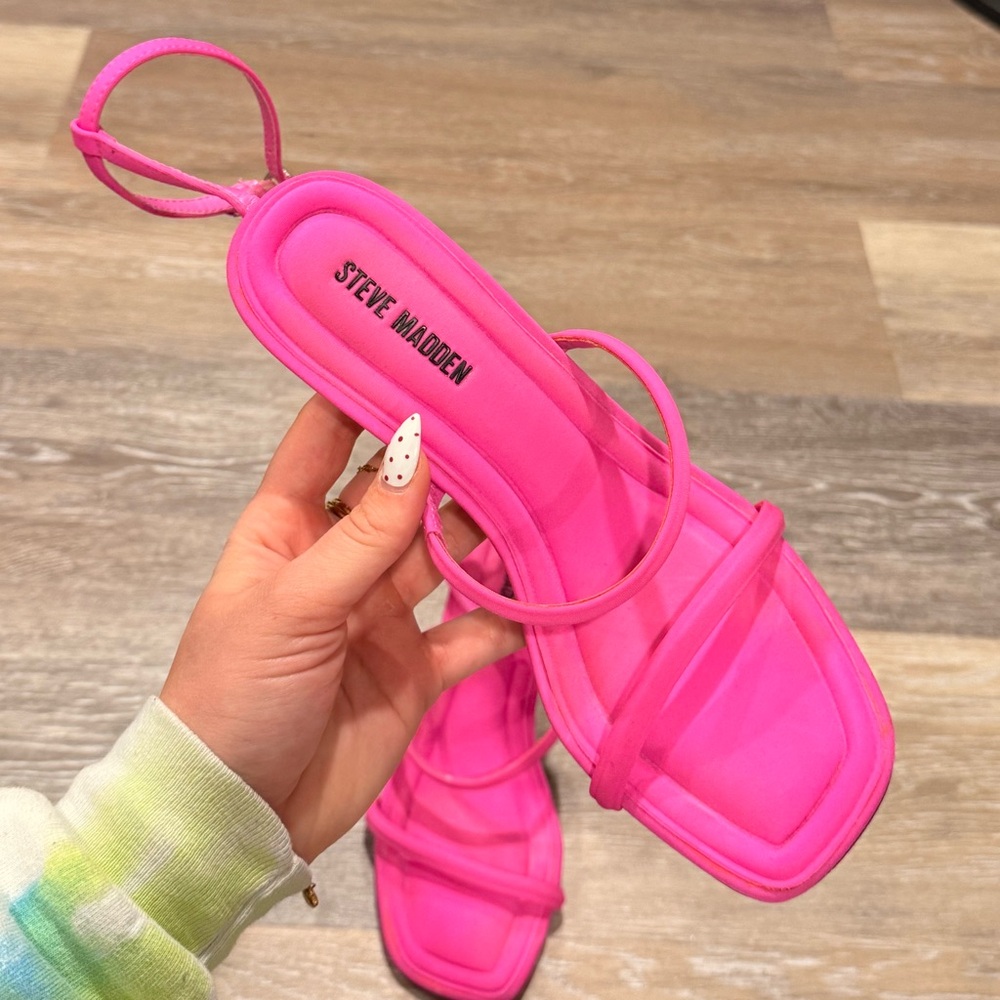 SOLD Steve Madden BRIELLA Strappy Heels - Picture 4 of 6